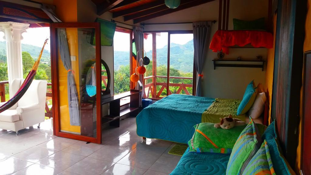 Hospedaje Rural La Boira Jardín Extérieur photo