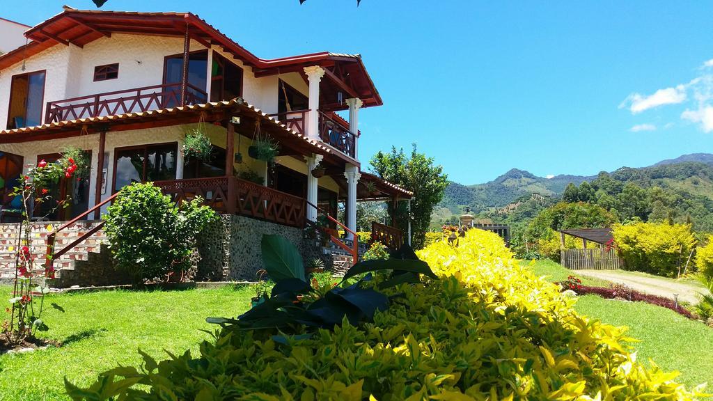 Hospedaje Rural La Boira Jardín Extérieur photo