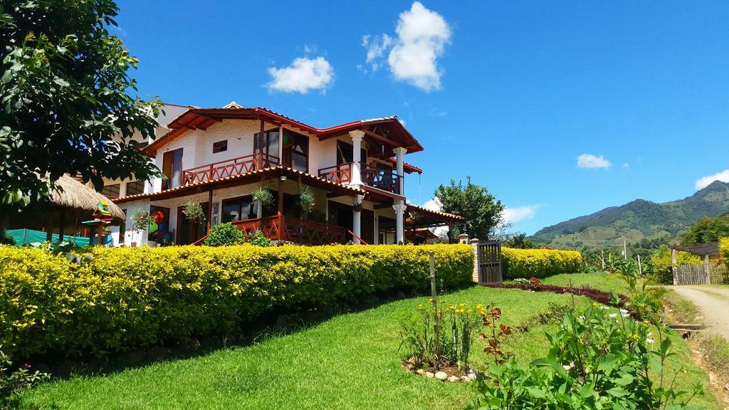 Hospedaje Rural La Boira Jardín Extérieur photo