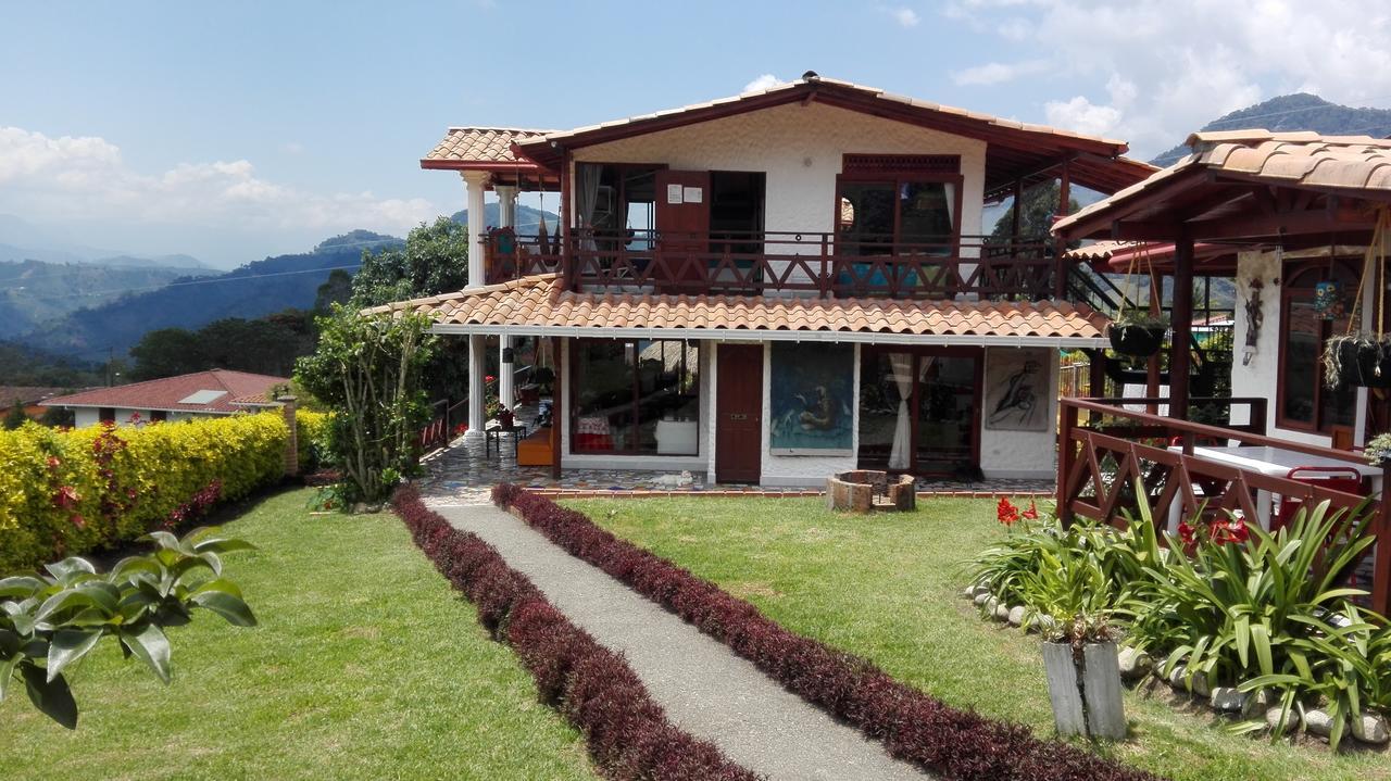 Hospedaje Rural La Boira Jardín Extérieur photo