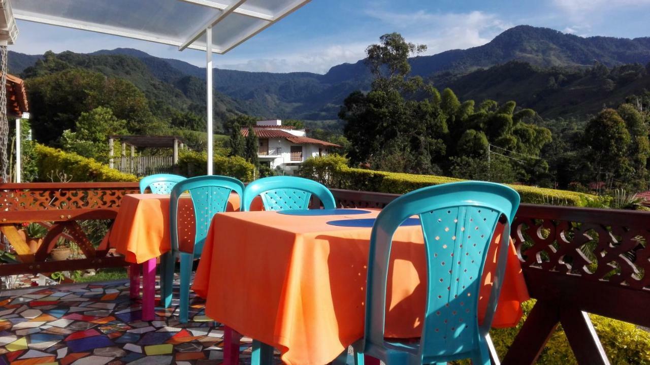 Hospedaje Rural La Boira Jardín Extérieur photo